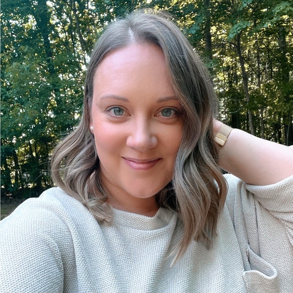 Meet your Posher, Sarah - Picture 1 of 1